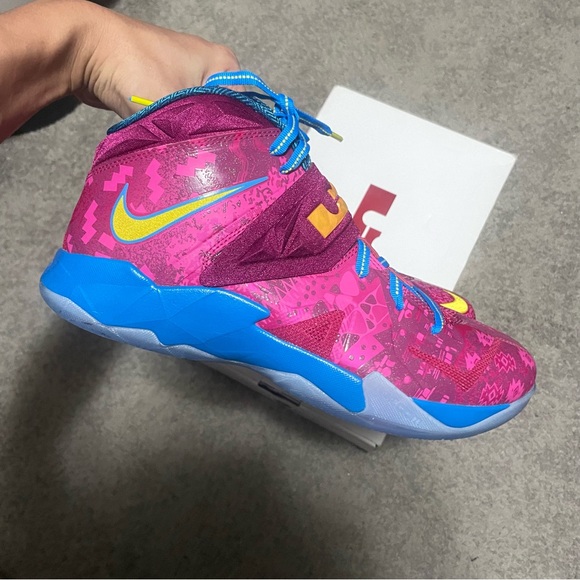 Nike Zoom Lebron Soldier 7 VII Bronny and Bryce Size 11.5 - Picture 6 of 9